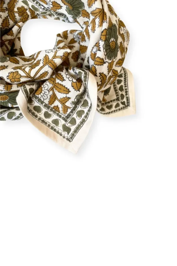 grand foulard latika coeur macamamoa