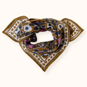 Petit foulard manika coeur tapenade